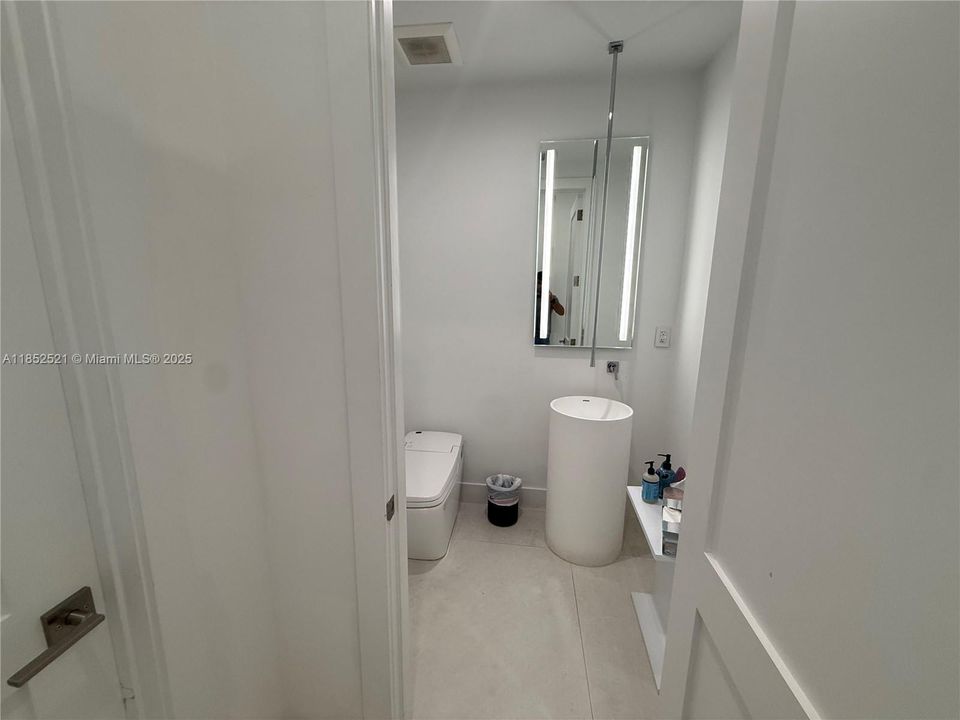 待售: $6,300,000 (7 贝兹, 6 浴室, 4408 平方英尺)