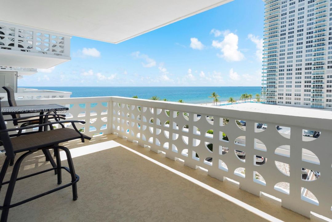 最近售出: $299,900 (1 贝兹, 1 浴室, 850 平方英尺)