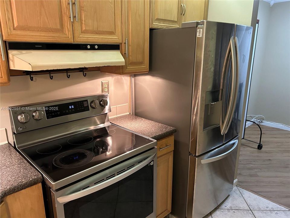 Activo con contrato: $139,900 (1 camas, 1 baños, 800 Pies cuadrados)