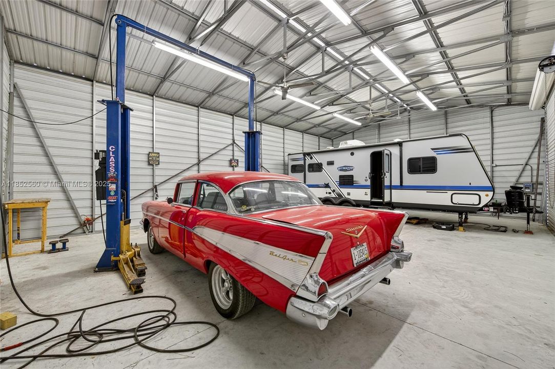 На продажу: $1,299,000 (4 спален, 3 ванн, 3507 Квадратных фут)