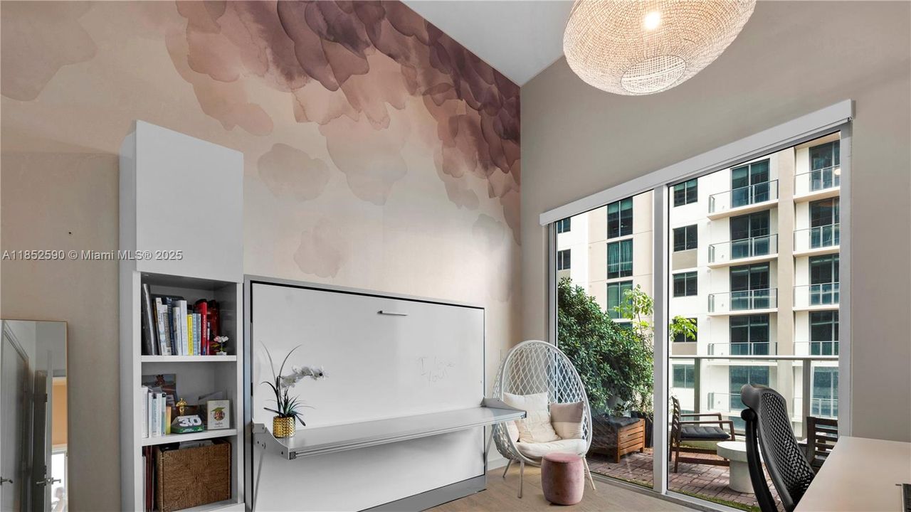 Recently Sold: $1,030,000 (3 beds, 3 baths, 1638 Square Feet)