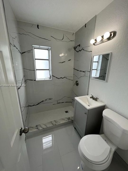 Vendido Recientemente: $375,000 (2 camas, 1 baños, 780 Pies cuadrados)