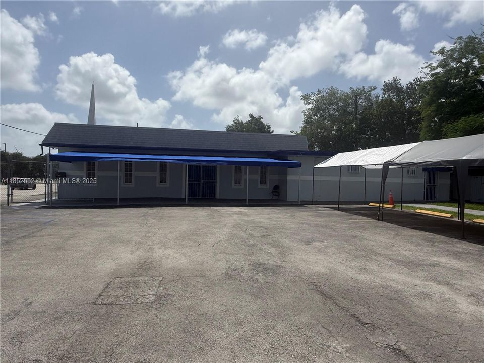 待售: $2,900,000 (0 贝兹, 0 浴室, 0 平方英尺)