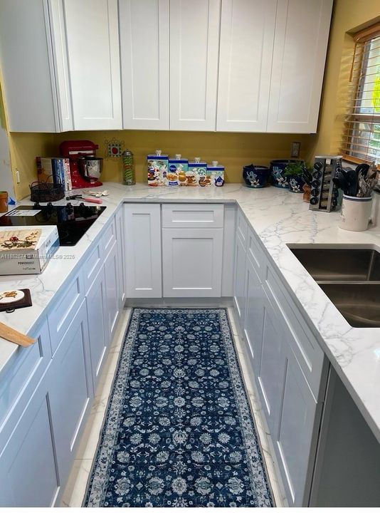 Недавно продано: $365,000 (3 спален, 1 ванн, 1347 Квадратных фут)