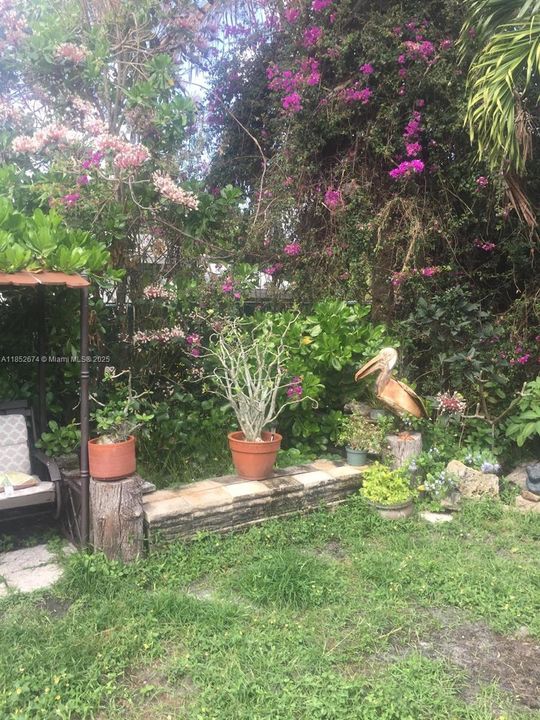 Недавно продано: $365,000 (3 спален, 1 ванн, 1347 Квадратных фут)