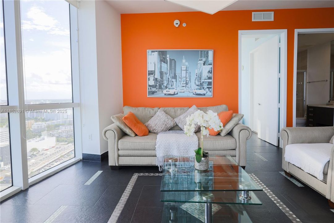 Active With Contract: $6,500 (2 beds, 2 baths, 1324 Square Feet)