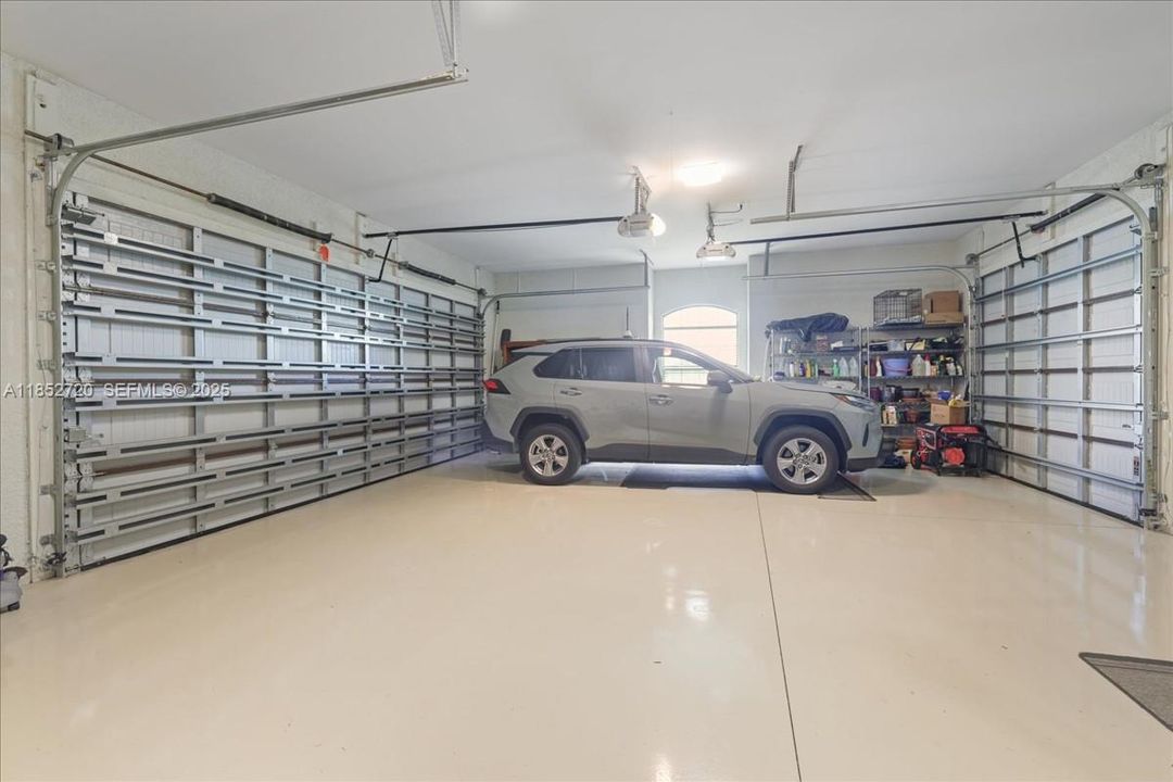 待售: $695,000 (3 贝兹, 2 浴室, 2137 平方英尺)