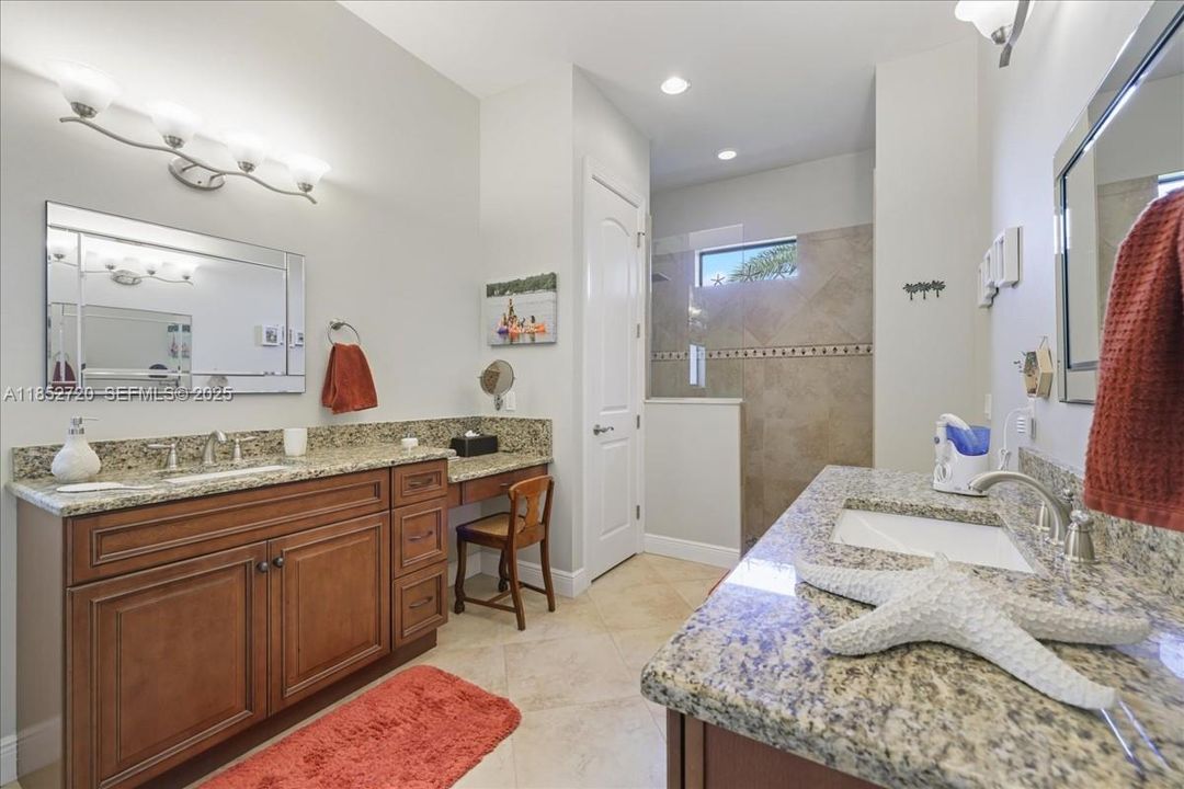 待售: $695,000 (3 贝兹, 2 浴室, 2137 平方英尺)