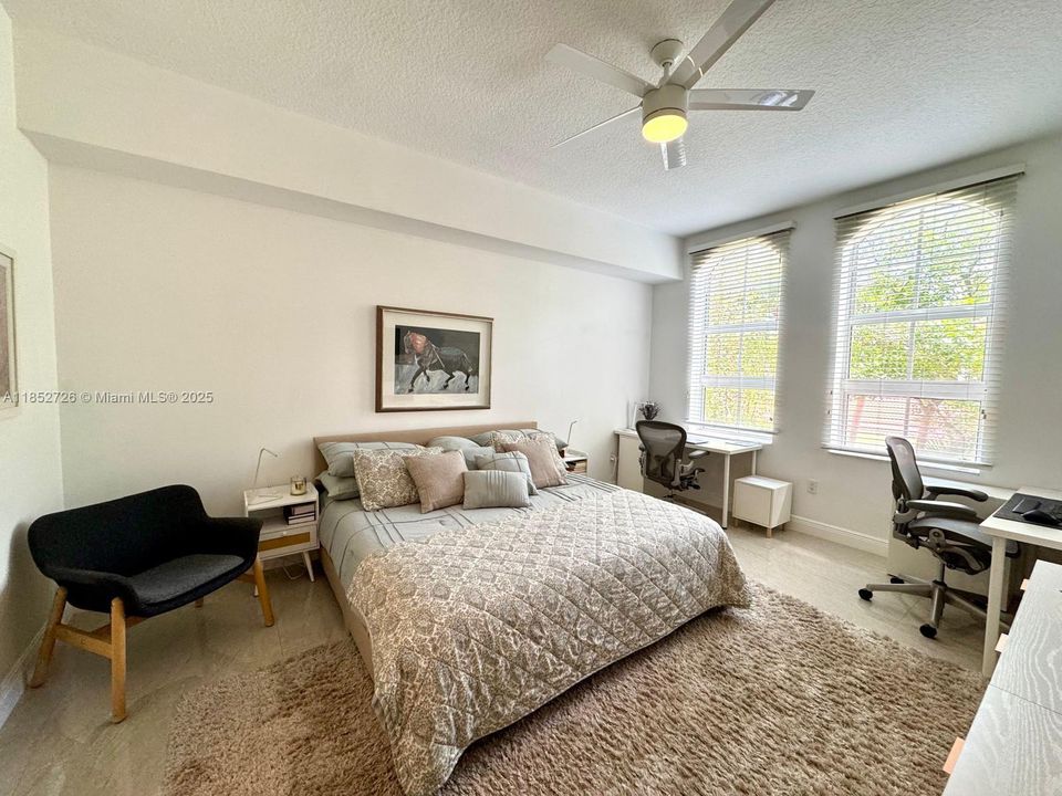 For Sale: $535,200 (2 beds, 2 baths, 1167 Square Feet)