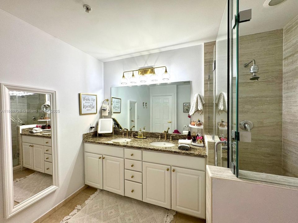 For Sale: $535,200 (2 beds, 2 baths, 1167 Square Feet)