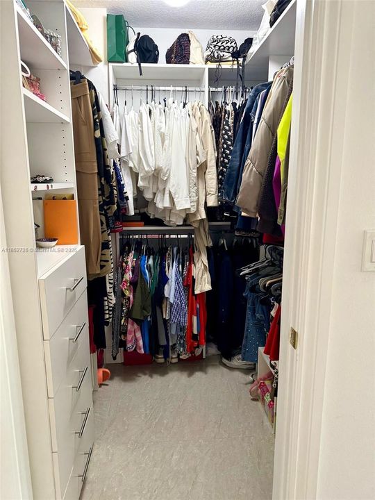 For Sale: $535,200 (2 beds, 2 baths, 1167 Square Feet)