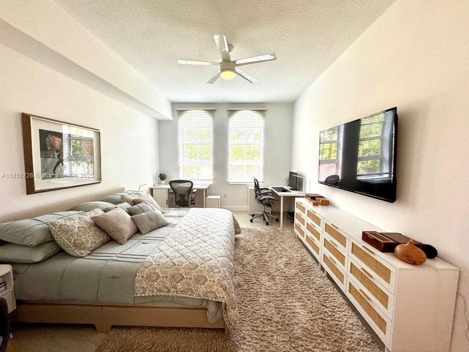 For Sale: $535,200 (2 beds, 2 baths, 1167 Square Feet)