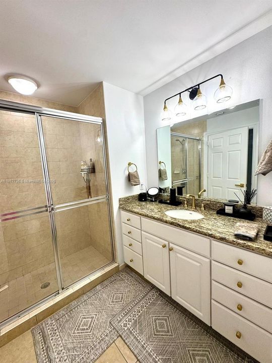 For Sale: $535,200 (2 beds, 2 baths, 1167 Square Feet)