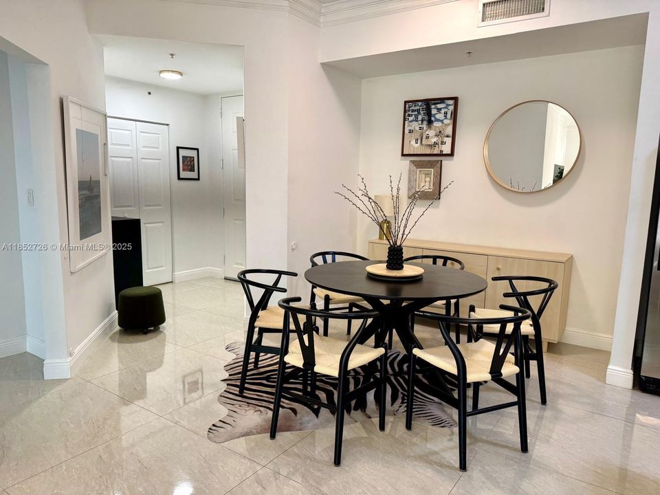 For Sale: $535,200 (2 beds, 2 baths, 1167 Square Feet)