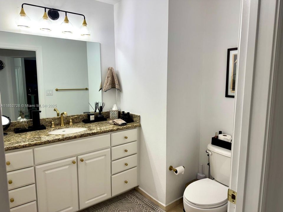 For Sale: $535,200 (2 beds, 2 baths, 1167 Square Feet)