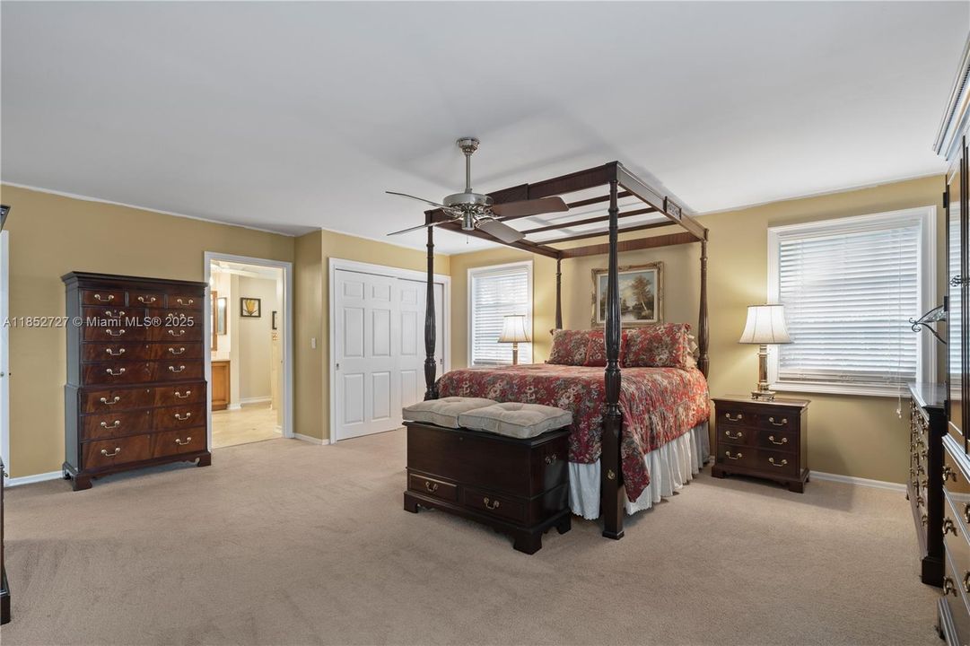 For Sale: $1,945,000 (5 beds, 4 baths, 4066 Square Feet)