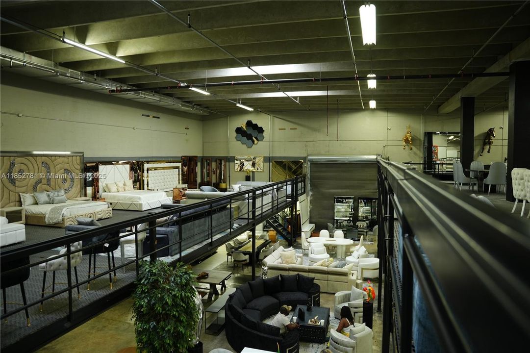 出租: $13,000 (0 贝兹, 0 浴室, 0 平方英尺)