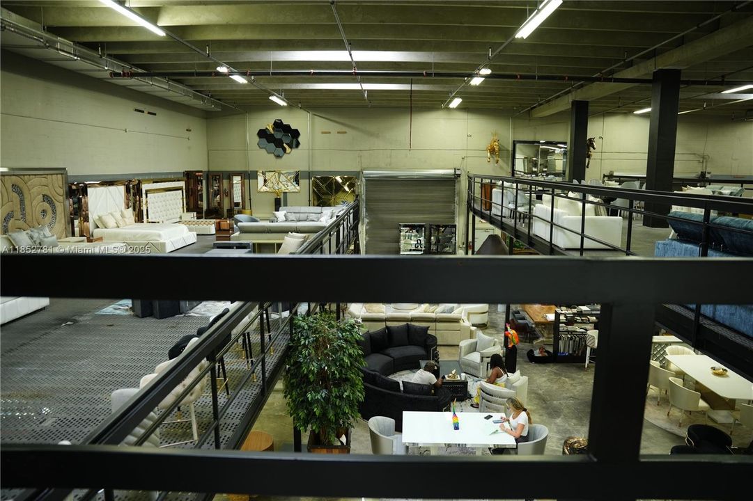 出租: $13,000 (0 贝兹, 0 浴室, 0 平方英尺)