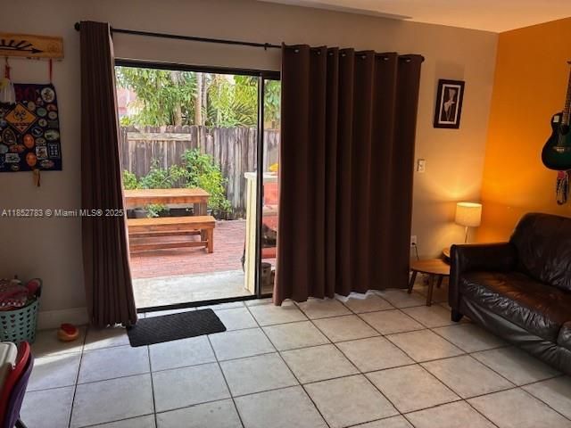 En Venta: $430,000 (2 camas, 1 baños, 1152 Pies cuadrados)