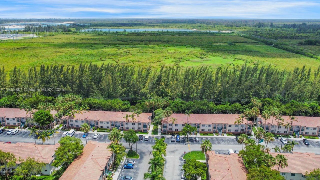 Active With Contract: $209,000 (3 beds, 2 baths, 1099 Square Feet)