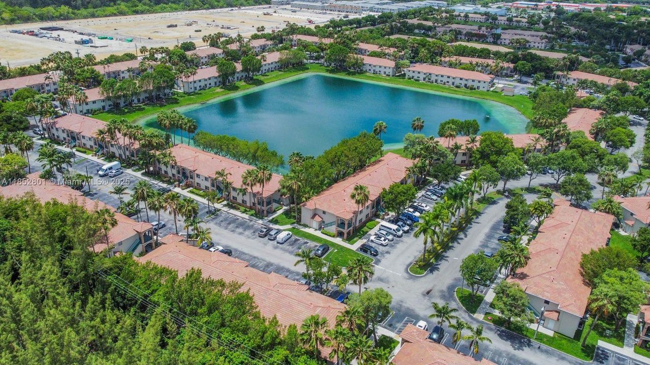 Active With Contract: $209,000 (3 beds, 2 baths, 1099 Square Feet)