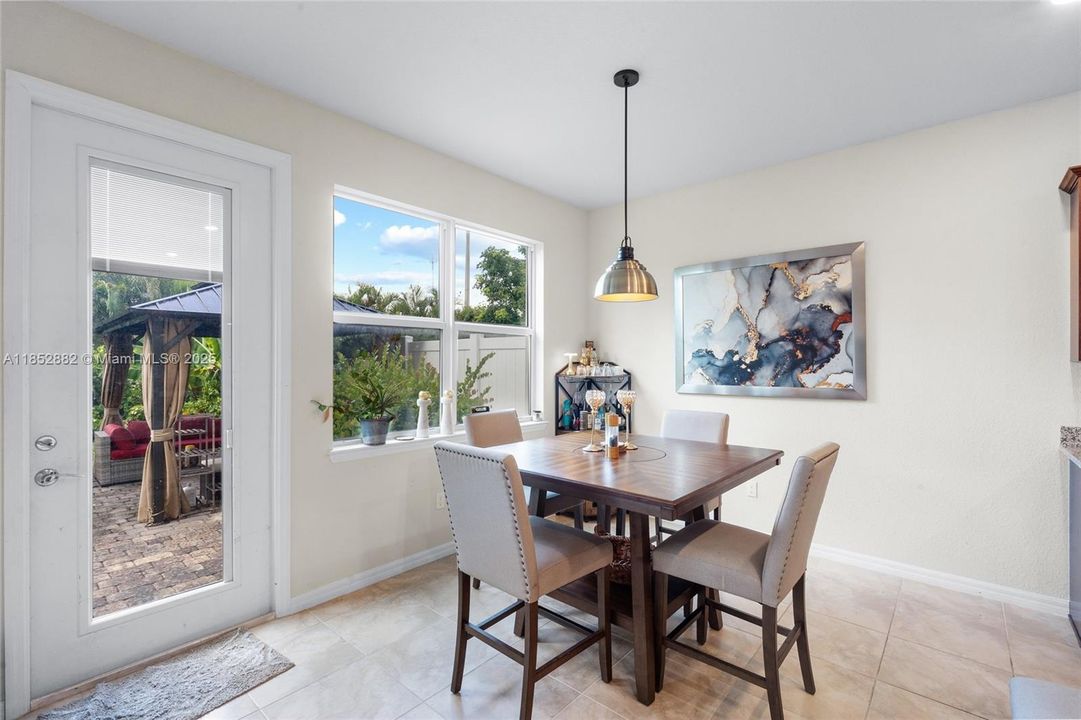 For Sale: $699,000 (3 beds, 2 baths, 1776 Square Feet)