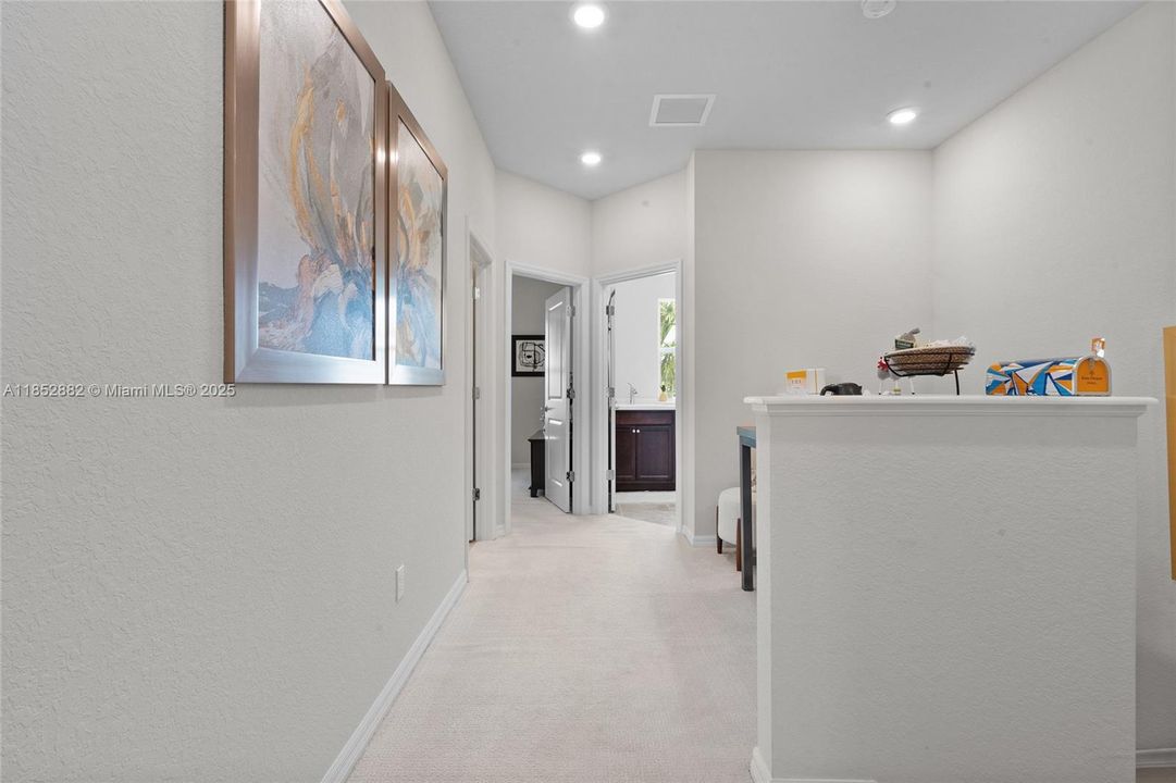 For Sale: $699,000 (3 beds, 2 baths, 1776 Square Feet)