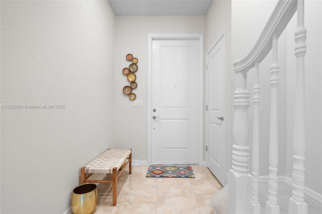 For Sale: $699,000 (3 beds, 2 baths, 1776 Square Feet)