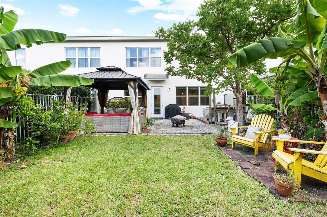 For Sale: $699,000 (3 beds, 2 baths, 1776 Square Feet)