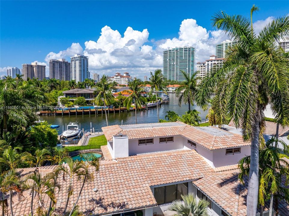 For Sale: $14,750,000 (4 beds, 4 baths, 4019 Square Feet)