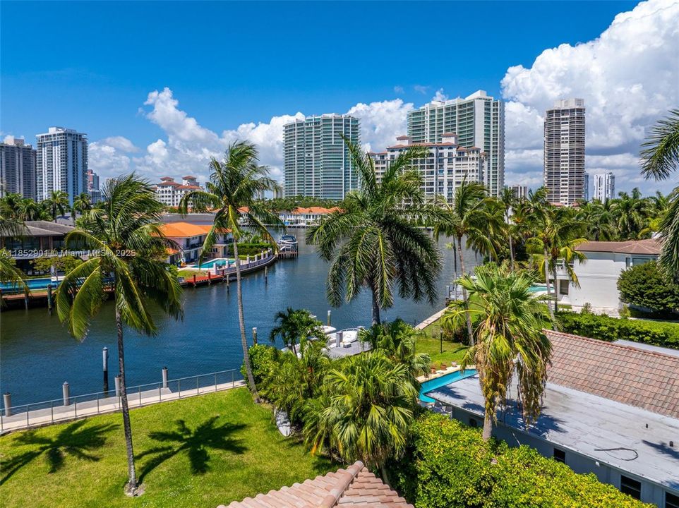 For Sale: $14,750,000 (4 beds, 4 baths, 4019 Square Feet)