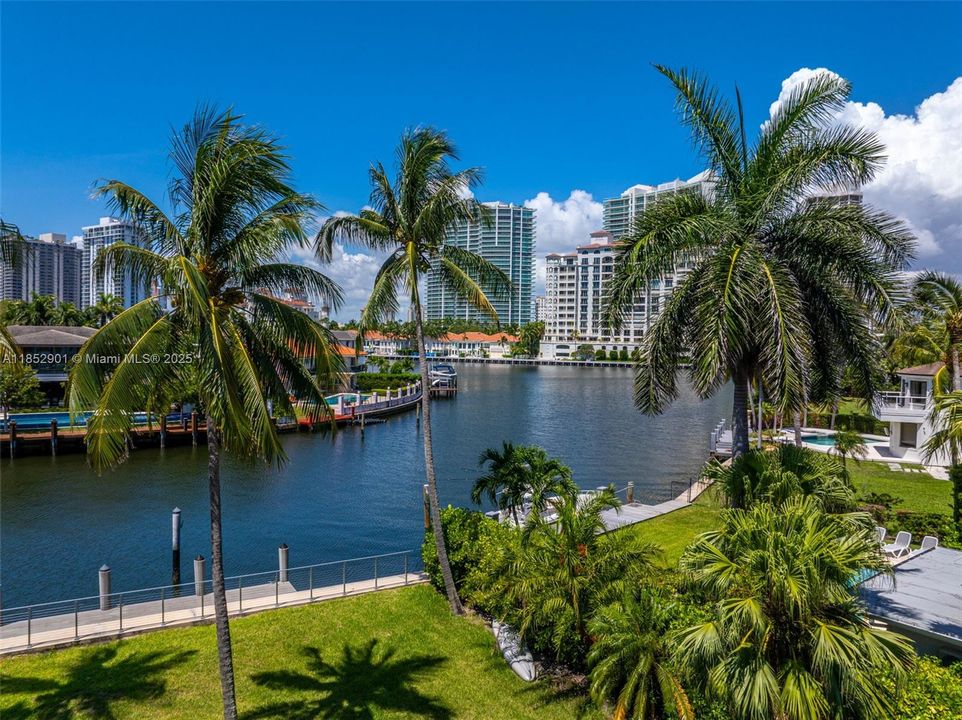 For Sale: $14,750,000 (4 beds, 4 baths, 4019 Square Feet)