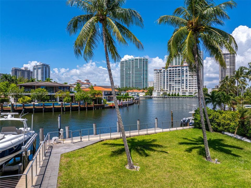 For Sale: $14,750,000 (4 beds, 4 baths, 4019 Square Feet)