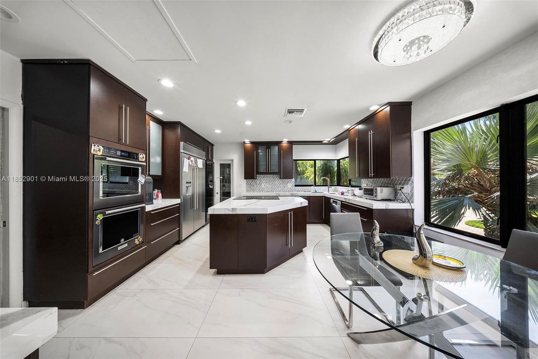 For Sale: $14,750,000 (4 beds, 4 baths, 4019 Square Feet)