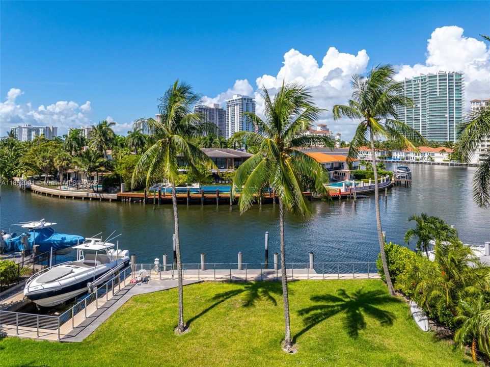 For Sale: $14,750,000 (4 beds, 4 baths, 4019 Square Feet)