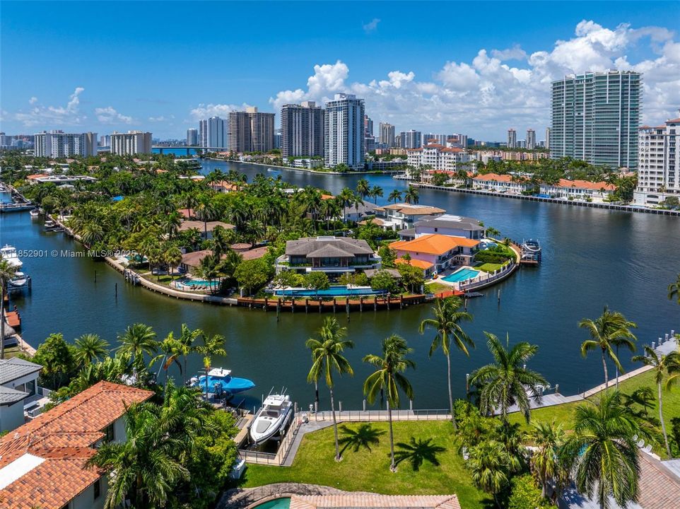 For Sale: $14,750,000 (4 beds, 4 baths, 4019 Square Feet)