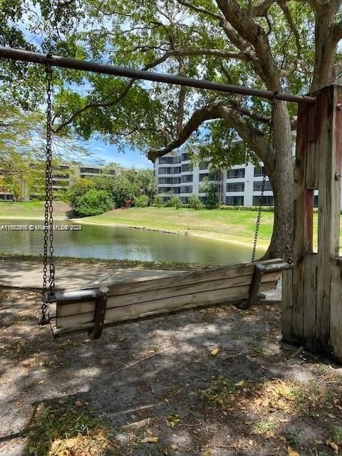 Недавно продано: $200,000 (1 спален, 1 ванн, 586 Квадратных фут)