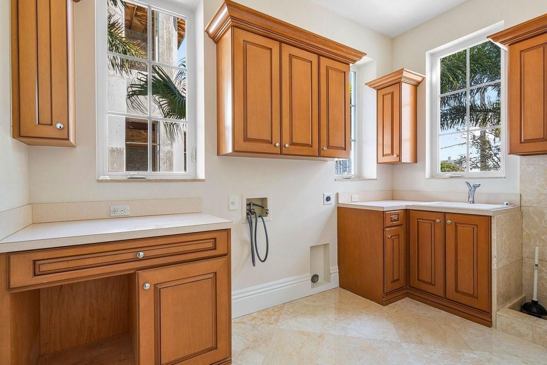 Photo 51