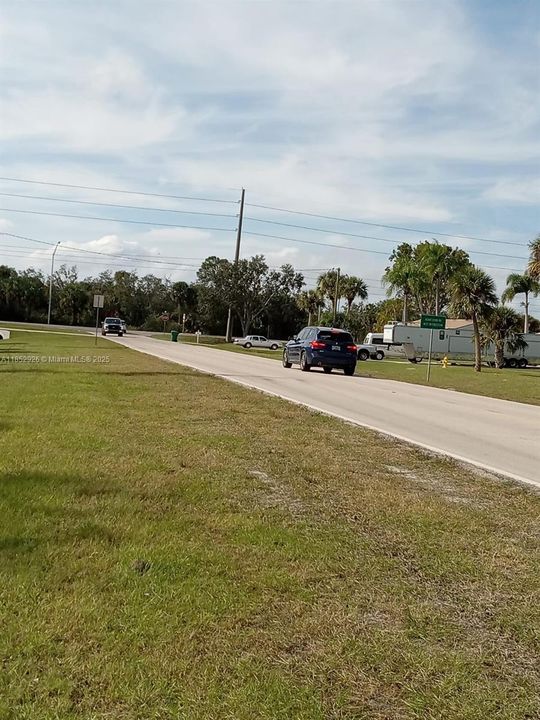 На продажу: $100,000 (0.30 acres)