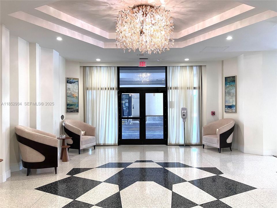 For Sale: $515,000 (2 beds, 2 baths, 1160 Square Feet)