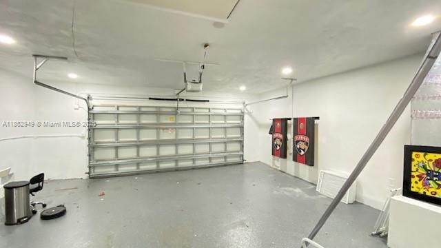 Недавно арендовано: $5,200 (4 спален, 2 ванн, 2537 Квадратных фут)