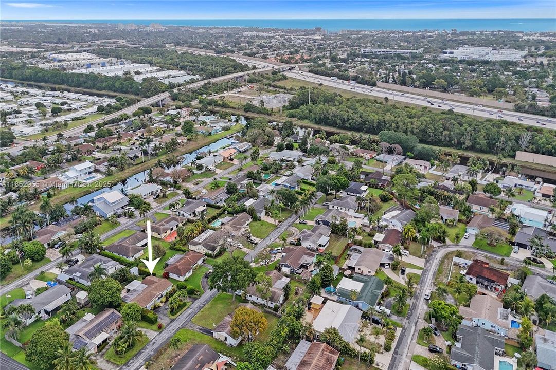 Recently Sold: $539,000 (3 beds, 2 baths, 1600 Square Feet)