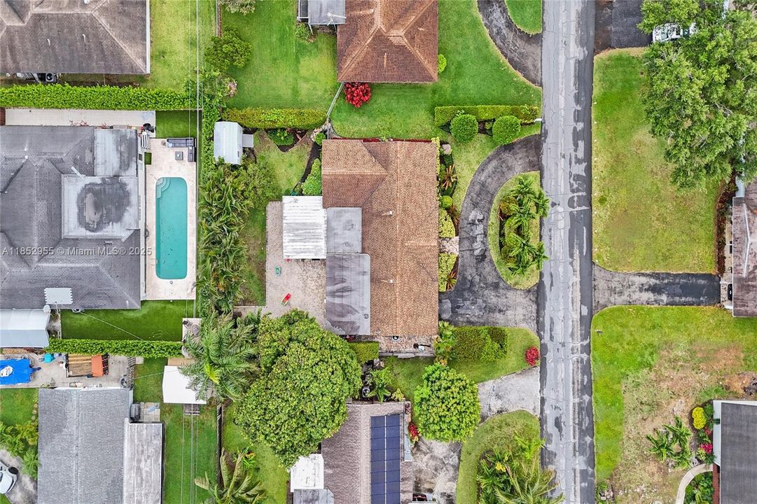 Recently Sold: $539,000 (3 beds, 2 baths, 1600 Square Feet)