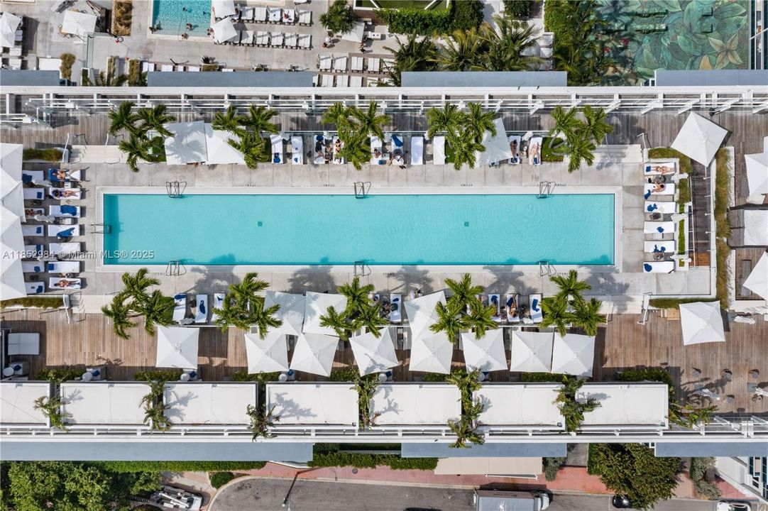 На продажу: $699,000 (0 спален, 1 ванн, 660 Квадратных фут)