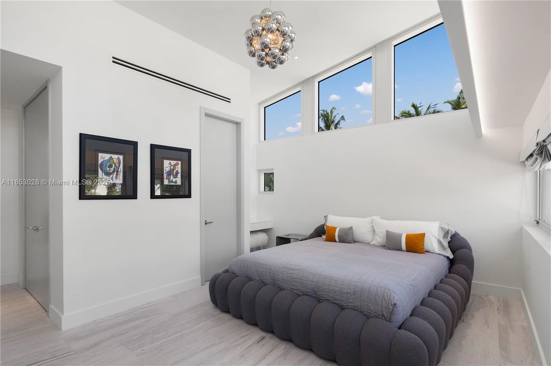 На продажу: $27,500,000 (5 спален, 6 ванн, 5868 Квадратных фут)