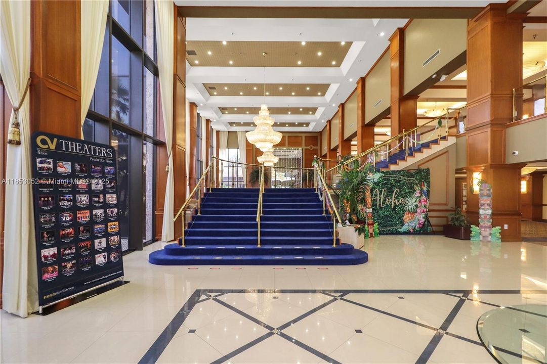 合同活跃: $239,000 (2 贝兹, 2 浴室, 1364 平方英尺)