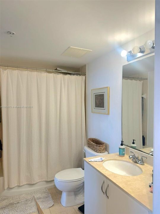 En Venta: $349,000 (1 camas, 1 baños, 791 Pies cuadrados)