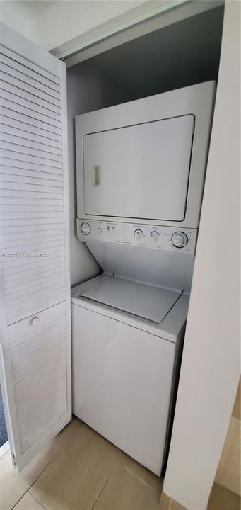 En Venta: $349,000 (1 camas, 1 baños, 791 Pies cuadrados)