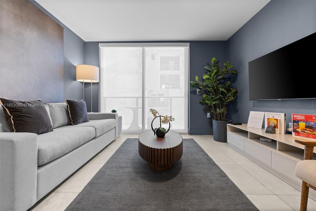 На продажу: $122,000 (2 спален, 2 ванн, 809 Квадратных фут)