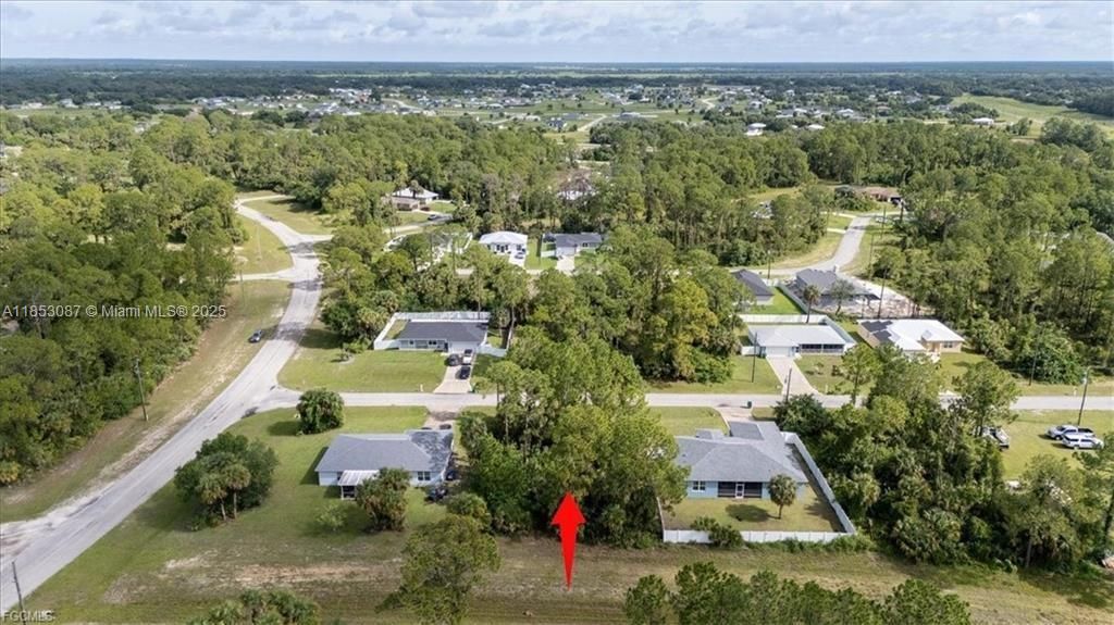 8055 Sandalwood Cir, LaBelle, FL 33935